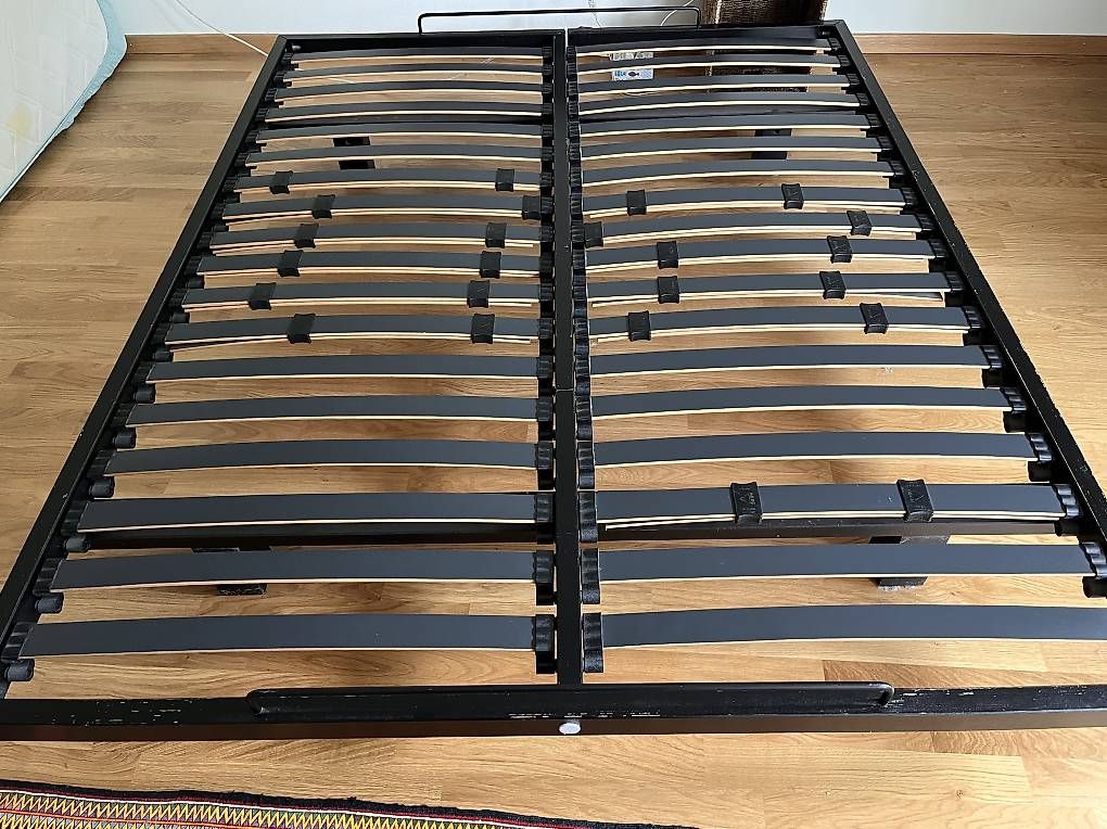 Lits: Doppelbett  – D'occasion à Luzern par Nora1417