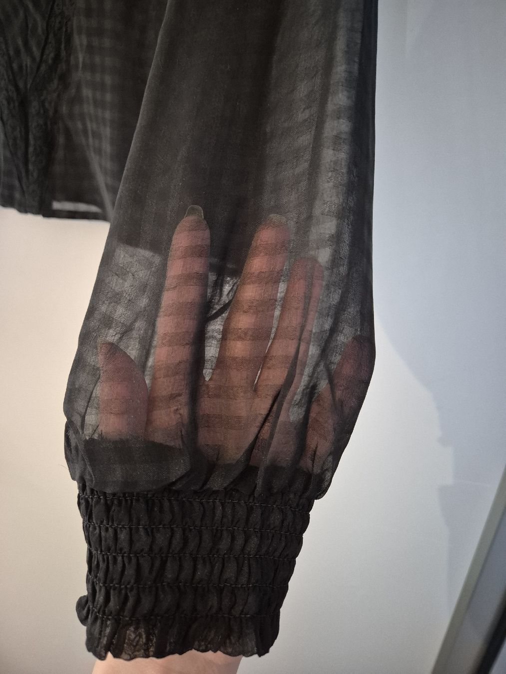Camicette: Schwarze Bluse mit Spitze, Grösse M. – Nuovo (secondo la descrizione) da Zürich venduto da mit_jz2x 4