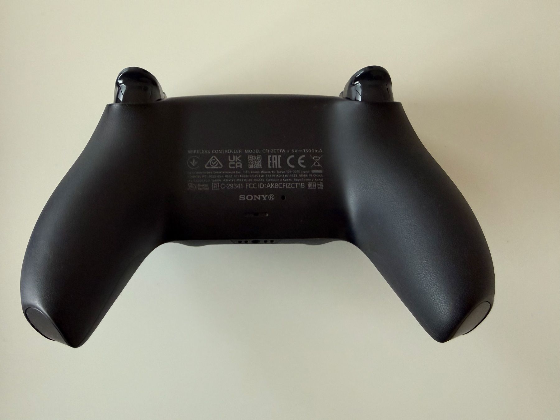 Sony Controller: Sony DualSense Wireless-Controller (CFI-ZCT2W) – Usato da hünenberg See venduto da Dpch 1