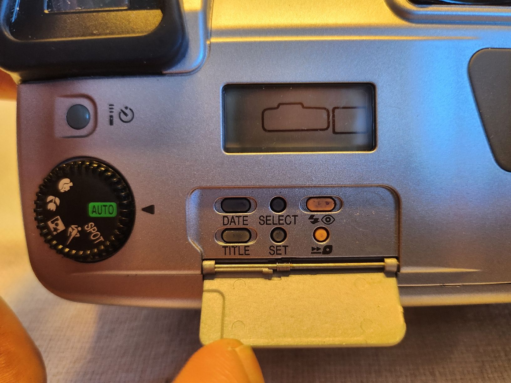 Canon Kamera: Canon IXUS Z90 AiAF APS Analog-Kompaktkamera – Gebraucht aus Zürich von BAENZERINO 2