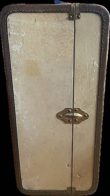 Valigie: Valise vintage en parchemin – Usato da Nyon venduto da Moeda 3