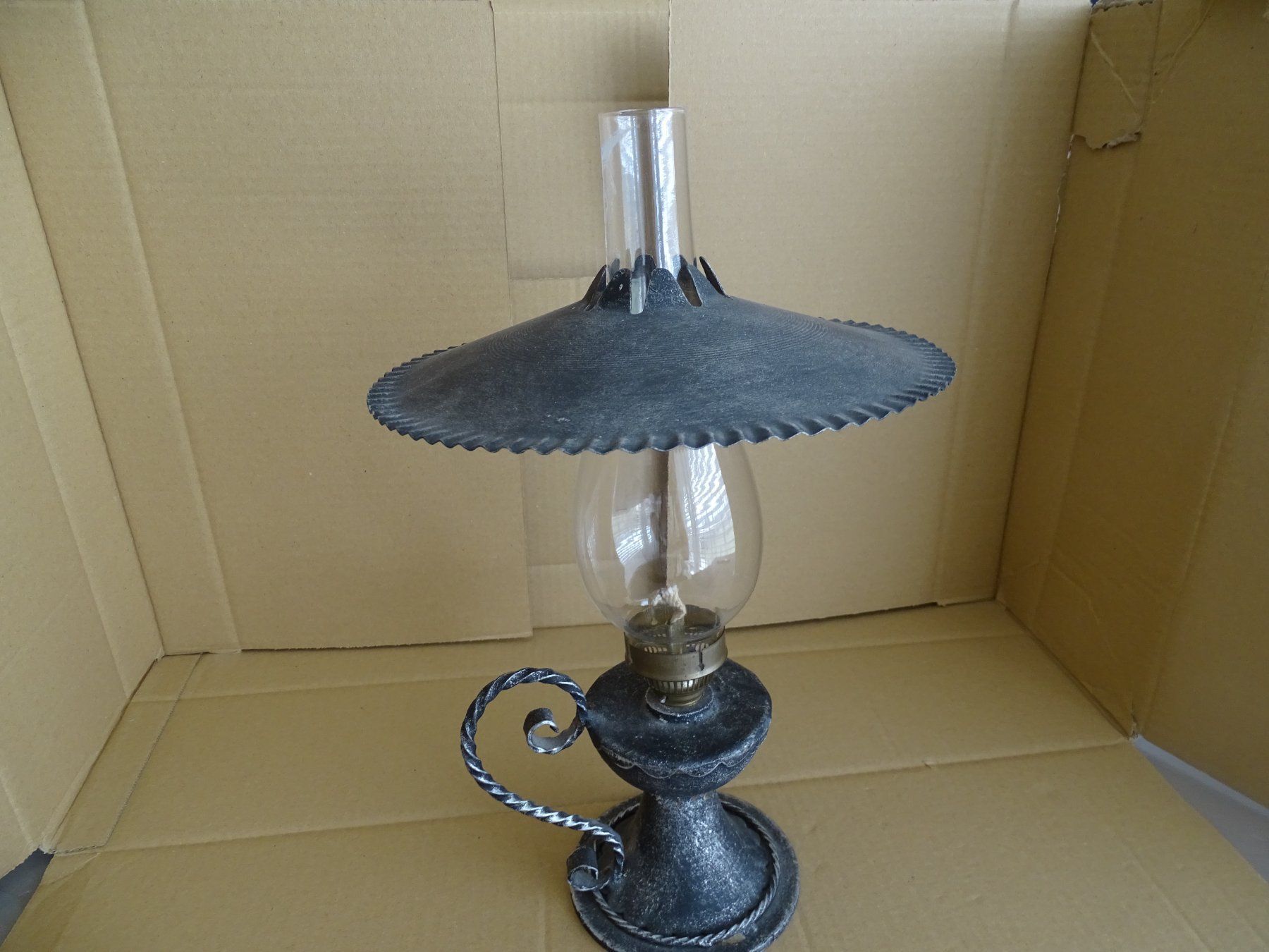Lampade: antike lampe  dreiteilig – Usato da Steffisburg venduto da Robinh.17 3