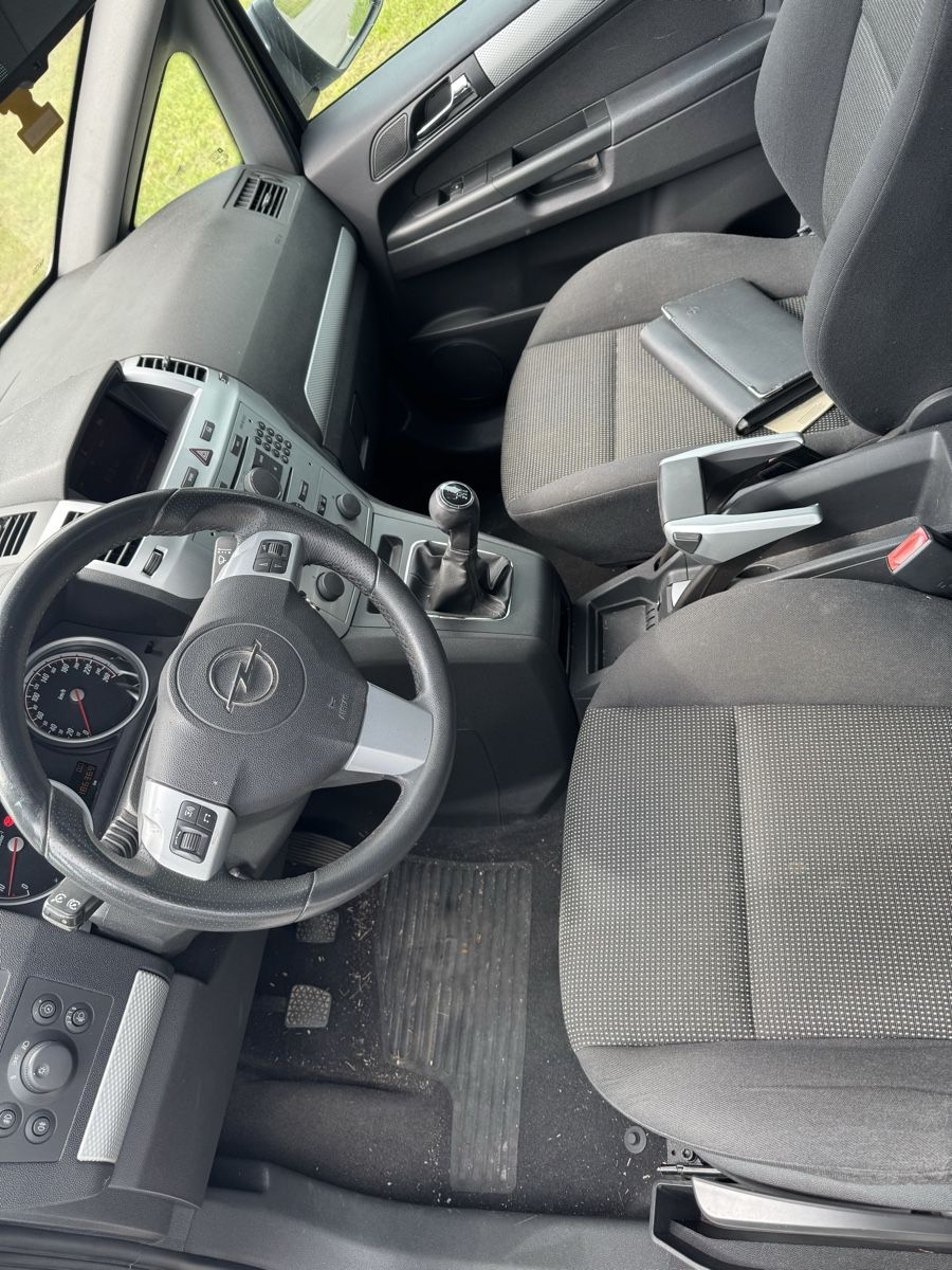 Opel Automobili: Opel Zafira – Usato da Wallbach venduto da SchnellAutomobile 6