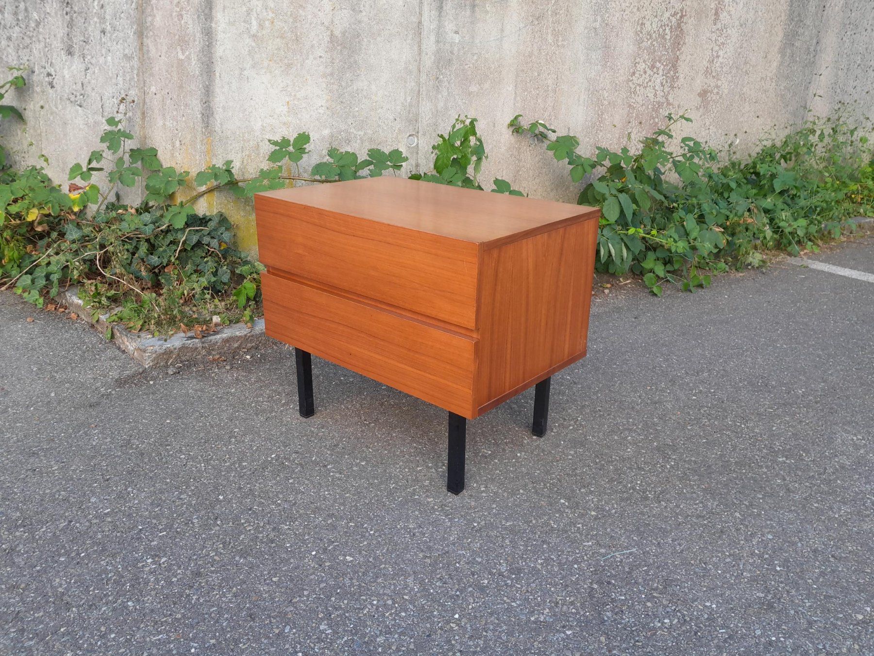 Comodini: Vintage Nachttisch / Kommode / Sideboard / Kommödli – Usato da Männedorf venduto da Bel-view 1
