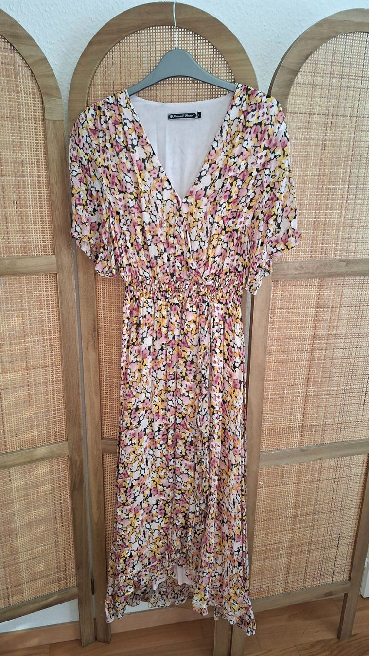 Robes: Robe longue imprimée fleuri taille S Freeman T. Porter – D'occasion à Genève par a_t_g5kq