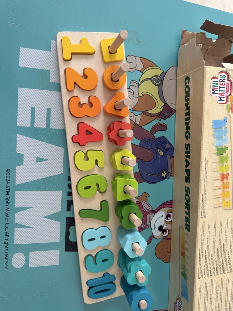 Jouets: Mini Matters Counting Shape Sorter Holz akzeptabel – Neuf (Voir description) à Ramlinsburg par fra_r6rm 1