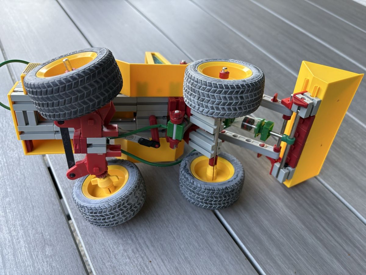 Fischer Giocattoli: Fischertechnik Hydraulik Bagger 80er – Usato da Zweisimmen venduto da Domii 4