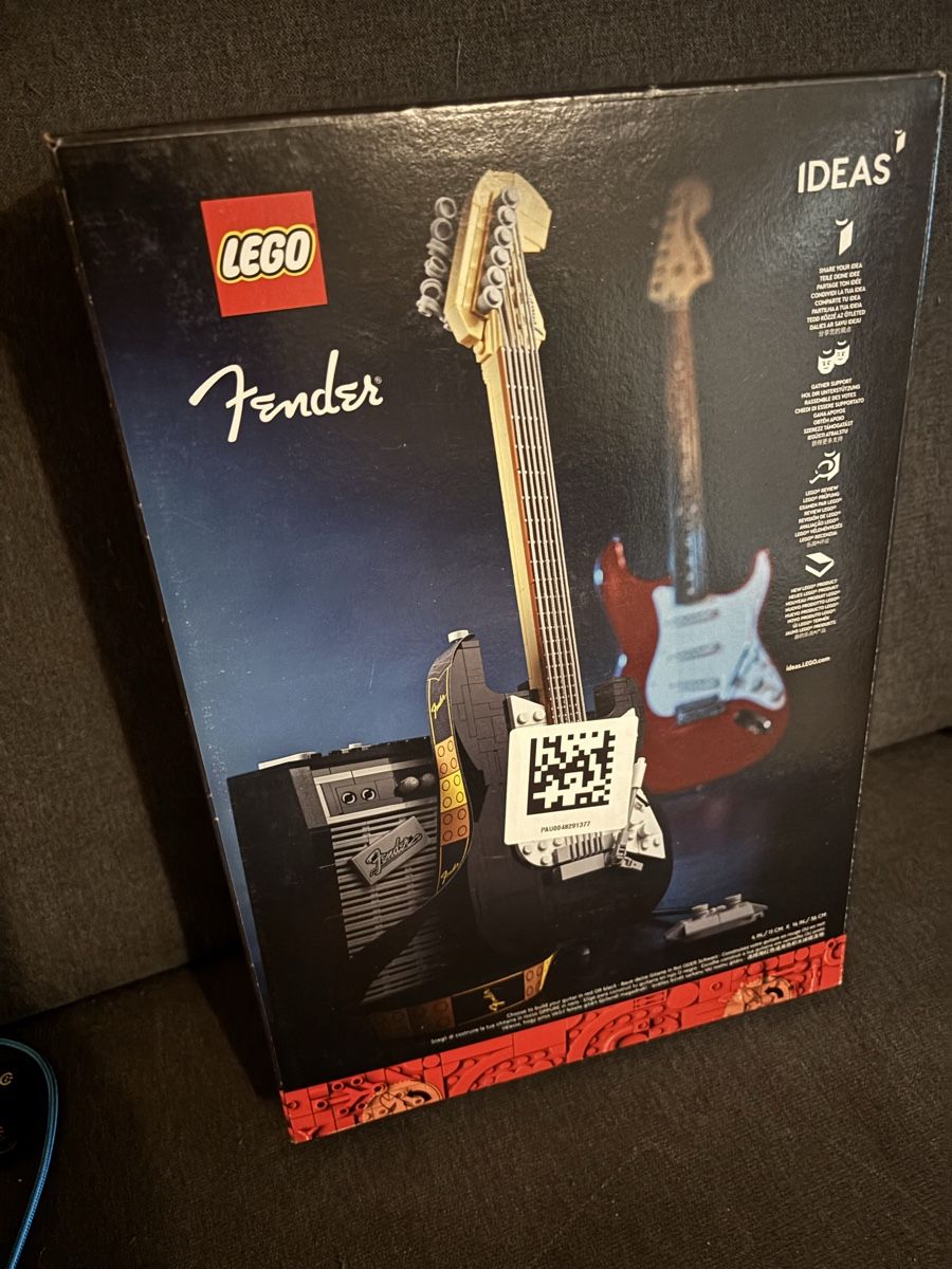 Lego Kit di costruzioni: Lego Ideas Fender Strat – Nuovo e nell'imballaggio originale da Schattdorf venduto da kobel666 1