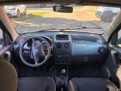 Peugeot Autos: PEUGEOT Partner 1.6 XT – Gebraucht aus Hünenberg von Auto-Klinik01 3