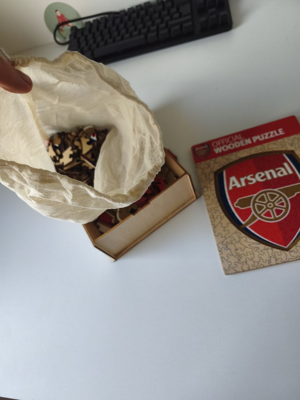 Arsenal Puzzle: FC Arsenal Holz Puzzle original – Usato da Igis venduto da jan_6c69 1
