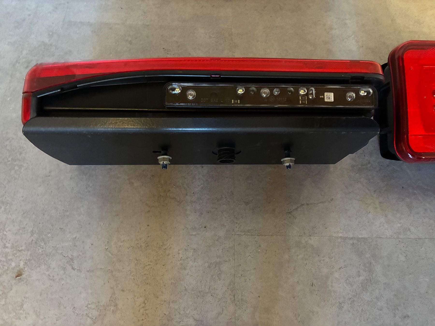 Mercedes-Benz Sonstiges Fahrzeugzubehör: Rückleuchten LED 12V – Neu (gemäss Beschreibung) aus Frick von 01100110 1