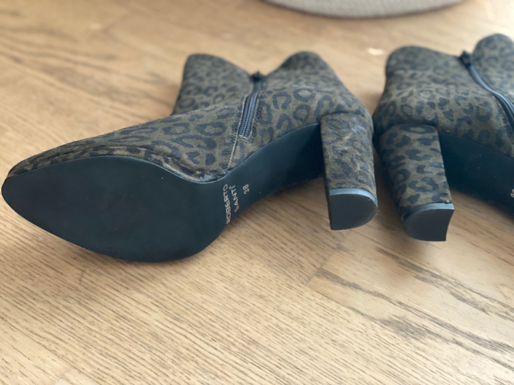 Scarpe da donna: Wildleder Stiefelette Gr. 38, NEU, Ankle-Boot, Khaki – Nuovo (secondo la descrizione) da Zürich venduto da methee1107 9