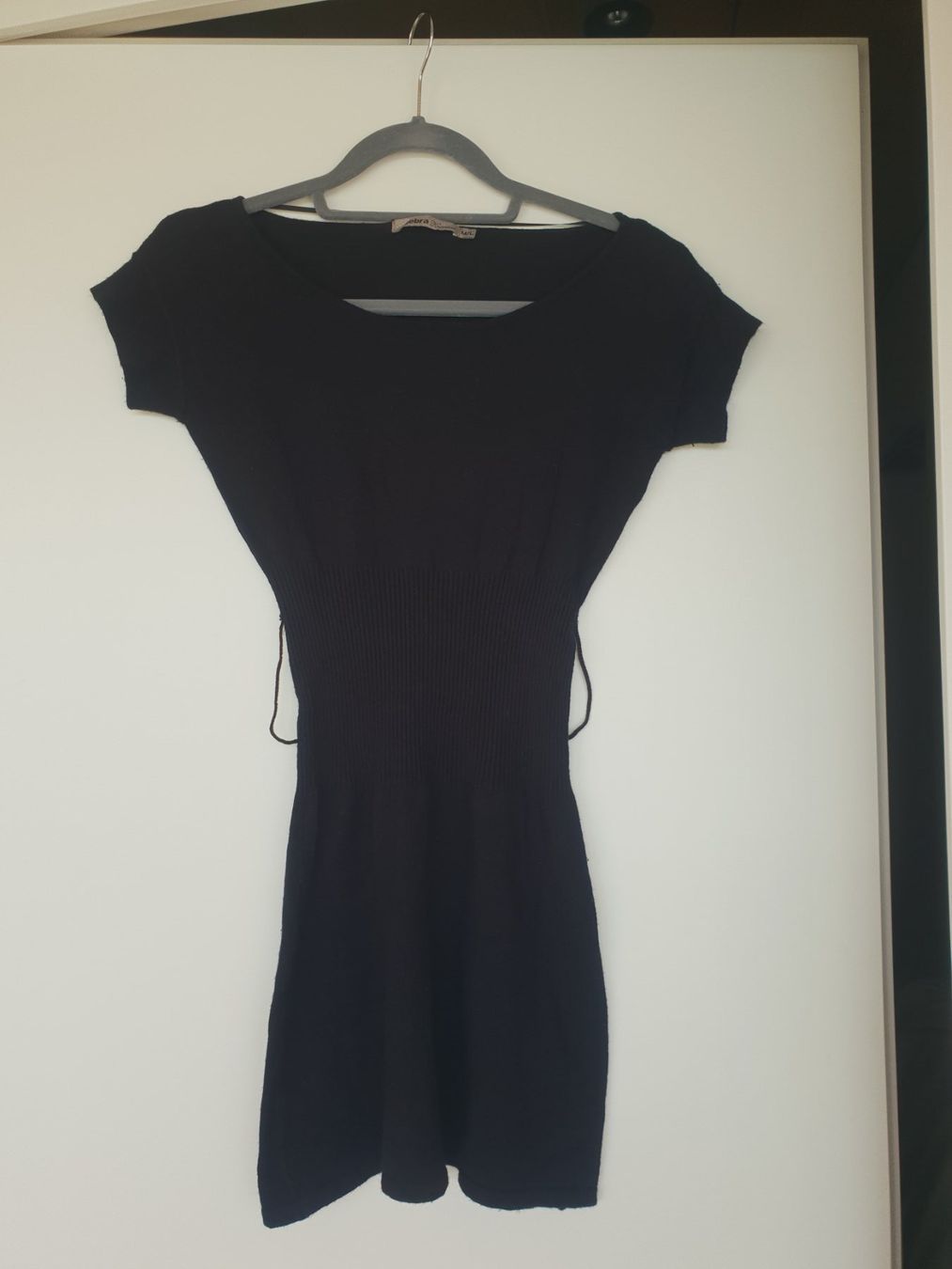 Vestiti: 🐸 FEINSTRICK - KLEID  STRICKKLEID / L – Usato da Môtier (Vully) venduto da Frogs 1