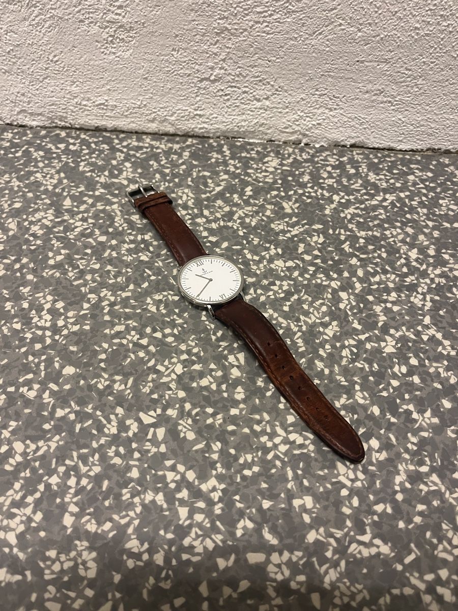 Kapten & Son Orologi: Kapten & Son Uhr braunes Leder – Usato da Zürich venduto da bretxo