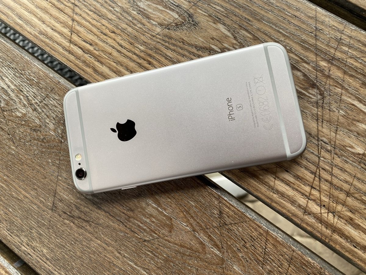 Apple Telefoni cellulari / Smartphones: Apple iPhone 6s, 100% Akku, 64GB, Space Gray – Usato da Schmitten FR venduto da mausi034 1