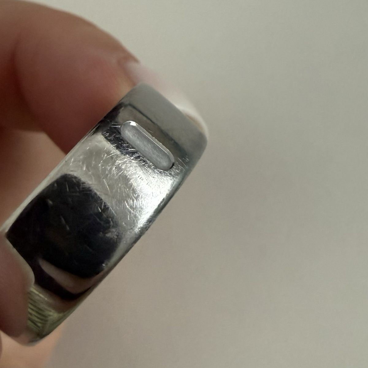 Oura Bagues: Oura Ring Gen 4 Grösse 7 silber – D'occasion à Appenzell par cat_8b9p 2