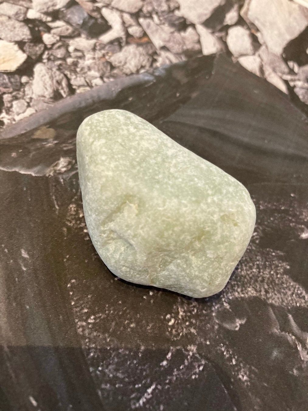 Edelsteine: Jade roh Heilstein – Neu (gemäss Beschreibung) aus Biberist von Steine 1