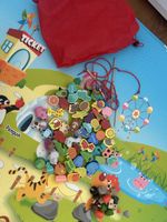 Holzspielzeug-Set zum Auffädeln, verschiedene Motive!