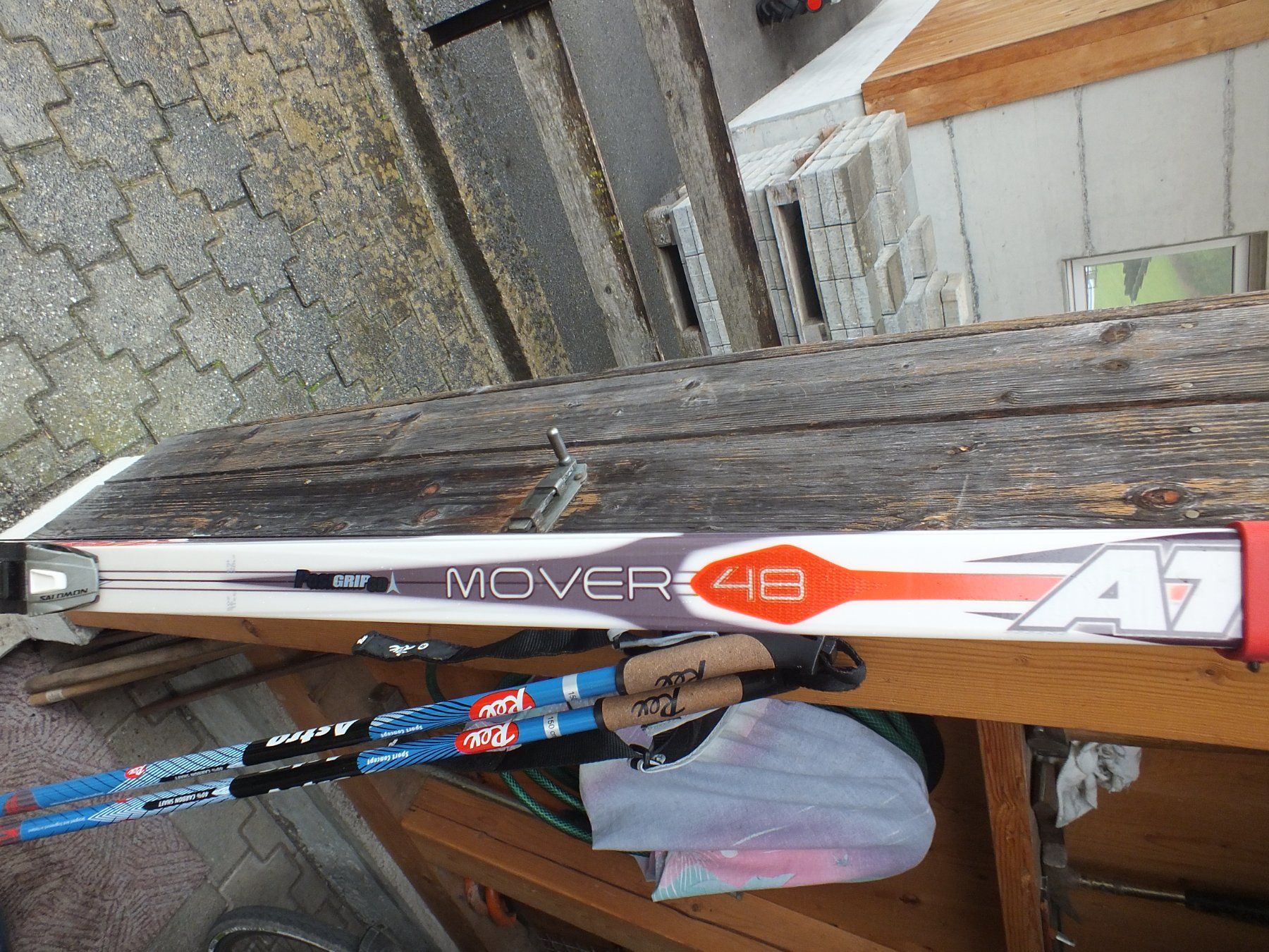 Atomic Skis: Langlaufski Atomic mit Schuhe – Gebraucht aus Kandergrund von hor_8xln 1
