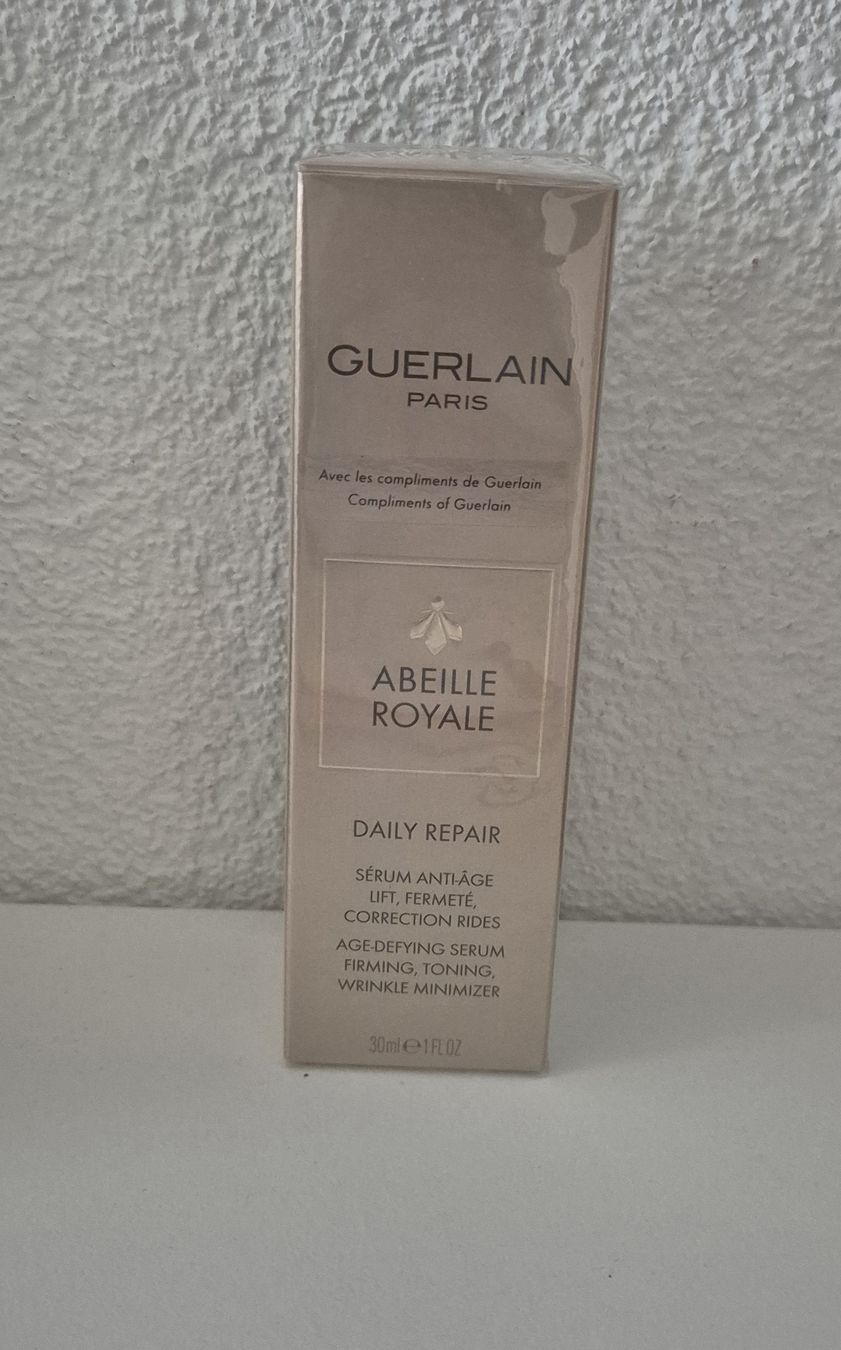 Guerlain Cura del viso: Guerlain Abeille Royale Serum, 30ml – Nuovo e nell'imballaggio originale da Zürich venduto da Sami78