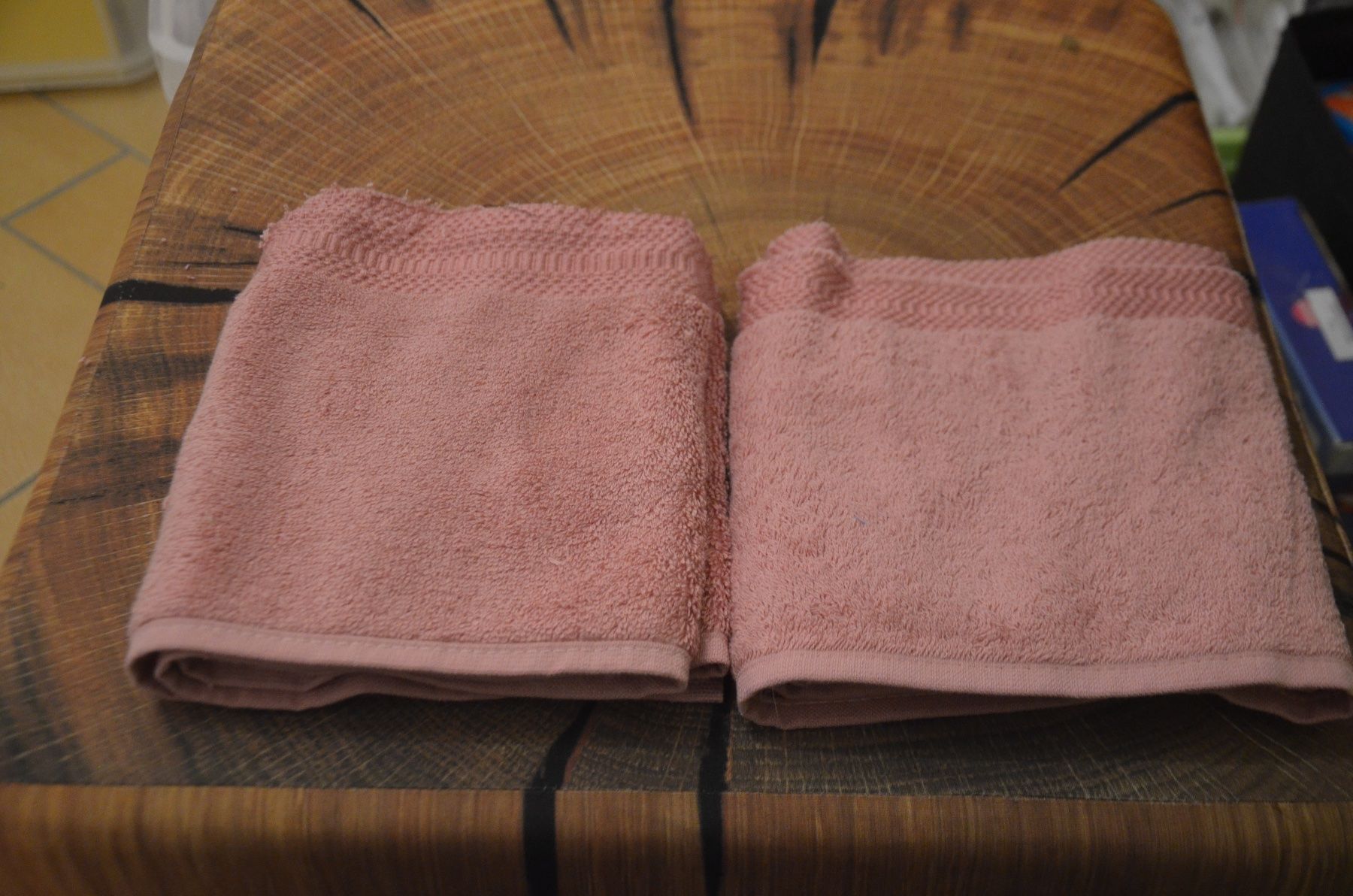 Tessuti: 2 STOFF RESTE FROTTE - 2 X CM 130X15 – Nuovo e nell'imballaggio originale da Chiasso venduto da Dolly015