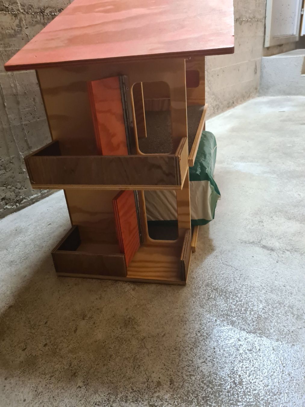 Case e mobili per bambole: Puppenhaus aus den 1990er – Usato da Wolfhausen venduto da andreaandrea85 6