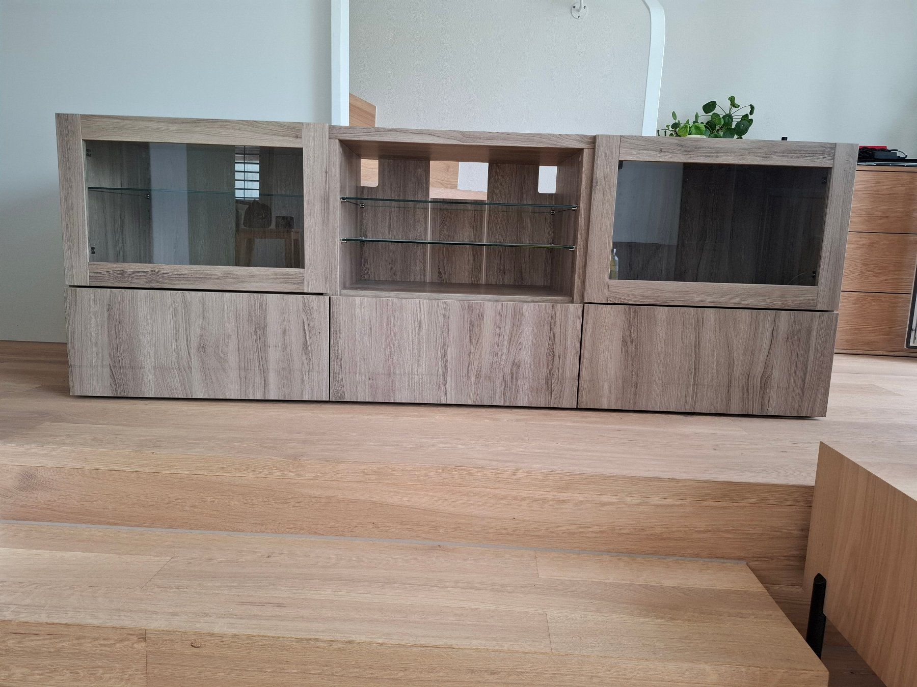 Ikea Mobili TV: IKEA BESTÅ TV Möbel – Usato da Seftigen venduto da Julvd