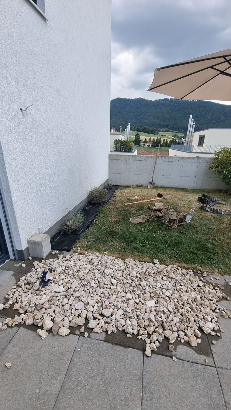 Altro per Ufficio & Commercio: Entretien et travaux de jardinage  – Nuovo e nell'imballaggio originale da Sonceboz-Sombeval venduto da Hornigold 2