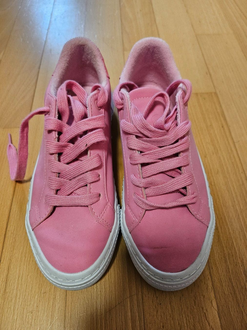 Scarpe da donna: Sneaker in Pink, Gr. 38 – Usato da Zürich venduto da qua_7dpq 1