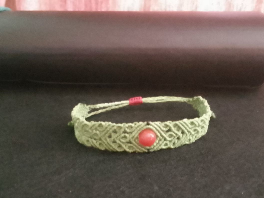Bracciali & Braccialetti: handgemachtes Makramee Armband mit Karneol – Nuovo (secondo la descrizione) da Pfäffikon ZH venduto da Emporos_42 1