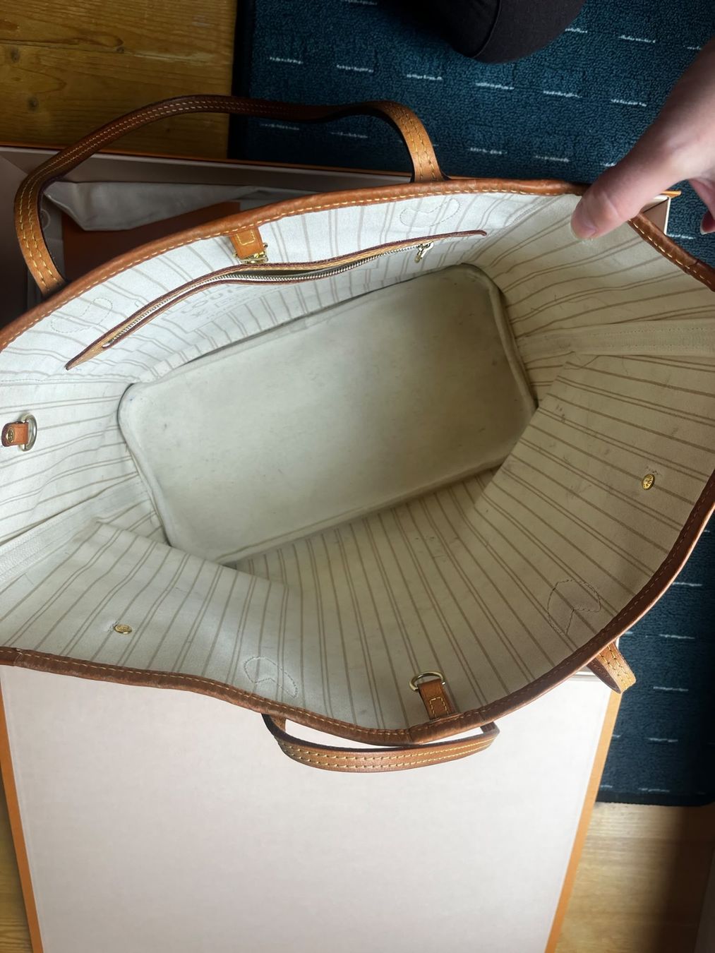 Louis Vuitton Taschen: Louis Vuitton Neverfull M mit Quittung – Neu (gemäss Beschreibung) aus St. Gallen von Viste 4