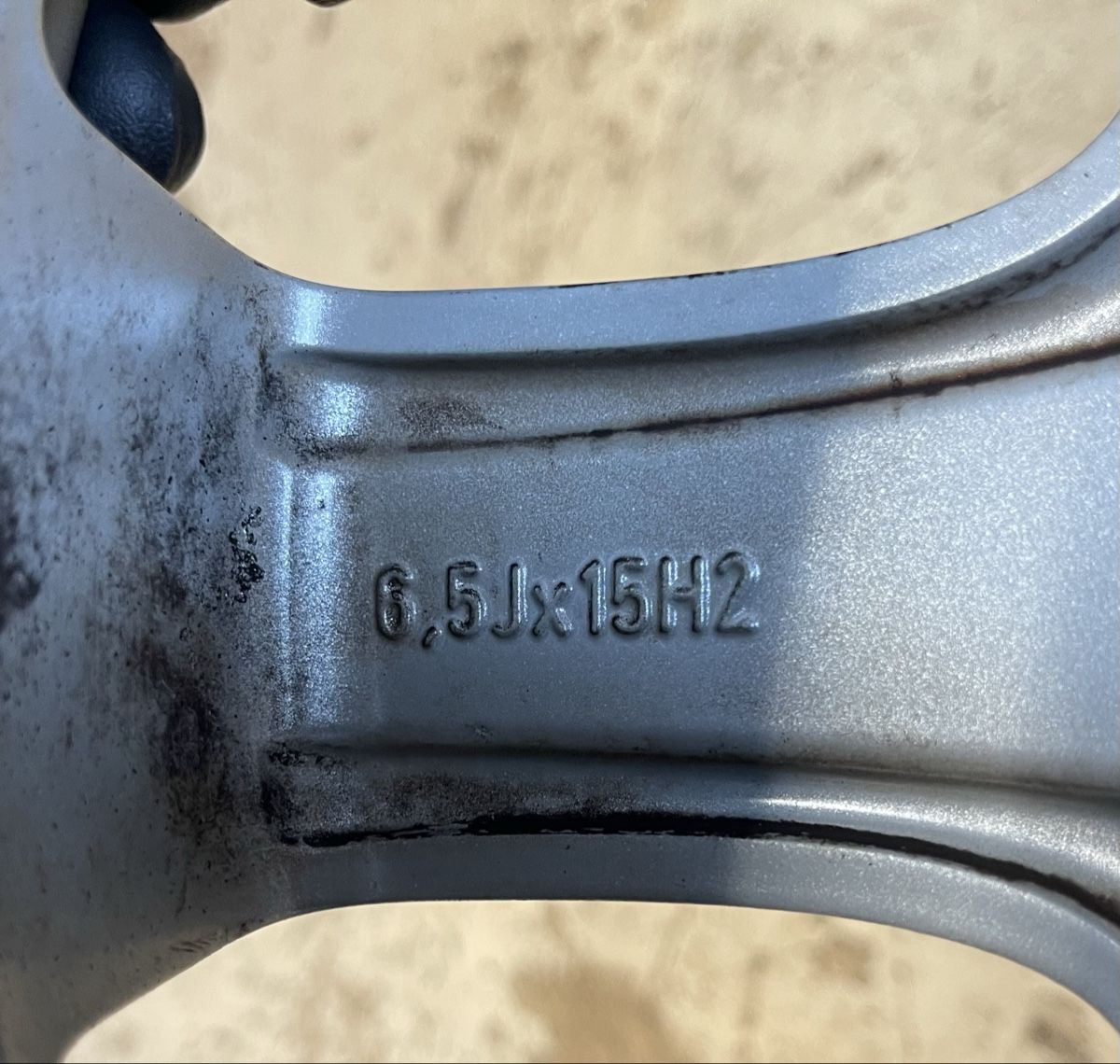Volkswagen Jantes: Alufelge Golf 5 – D'occasion à Reinach AG par pred1512 5