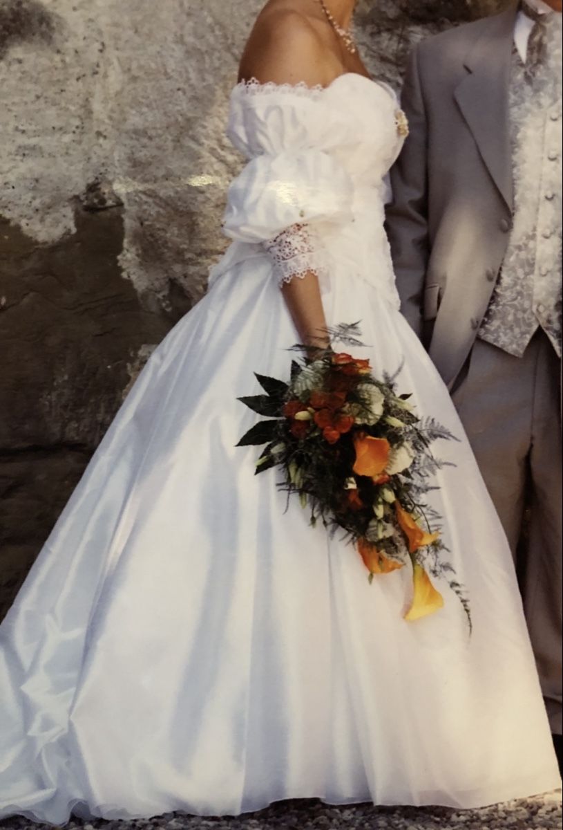 Vestiti: Robe de marié – Usato da Bouloz venduto da jackdavetpiller79