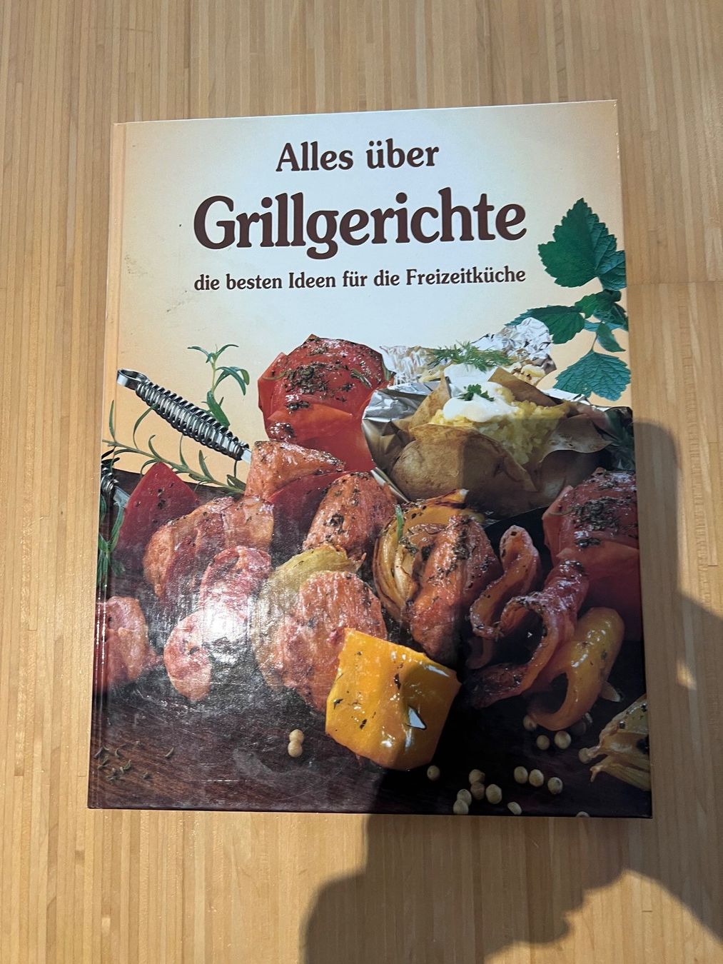 Libri: Grillbuch: Alles über Grillgerichte – Usato da subingen venduto da gibo11