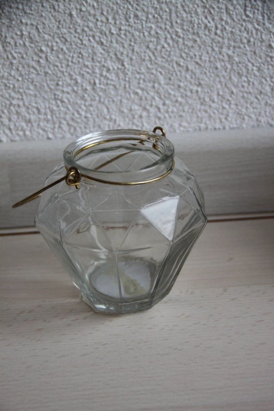 Altro in Decorazioni & Accessori: Windlicht aus Glas mit Tragegriff, neu – Nuovo (secondo la descrizione) da Walterswil SO venduto da mel_5b2h