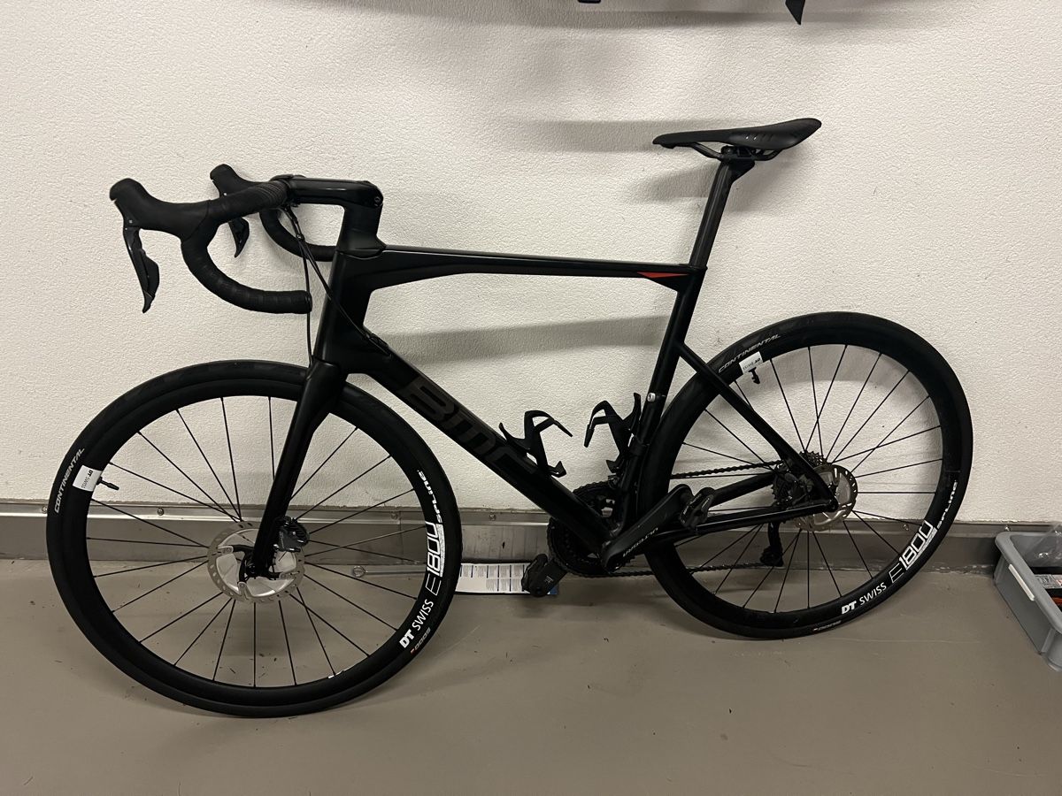 BMC Biciclette: BMC Roadmachine 02 ONE - Size 58 – Usato da Silvaplana venduto da SkoCats1
