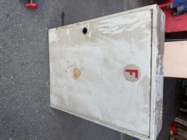 2 Löschposten mit Schlauch 730 x930x200