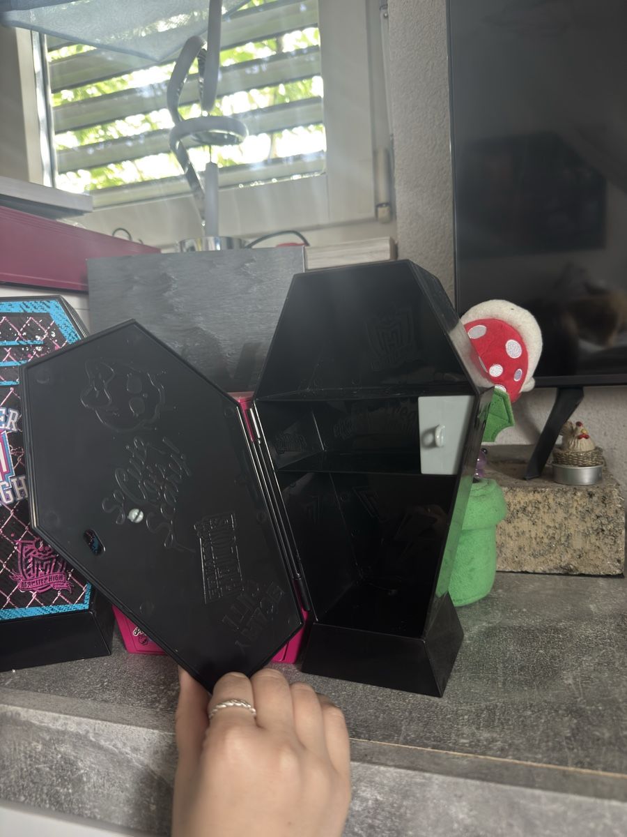 Puppen: Monster High Möbel – Gebraucht aus Muhen von jol_ina00 1