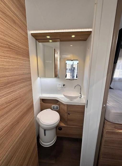 Camping Fahrzeuge: ADRIA SONIC PLUS 700 SL – Gebraucht aus Solduno von sac_77nw 4