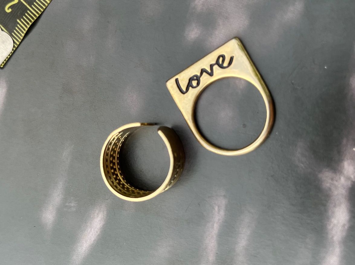 Anelli: New  rings size 18 and one size – Nuovo (secondo la descrizione) da Chêne-Bougeries venduto da Seetooyoo 1