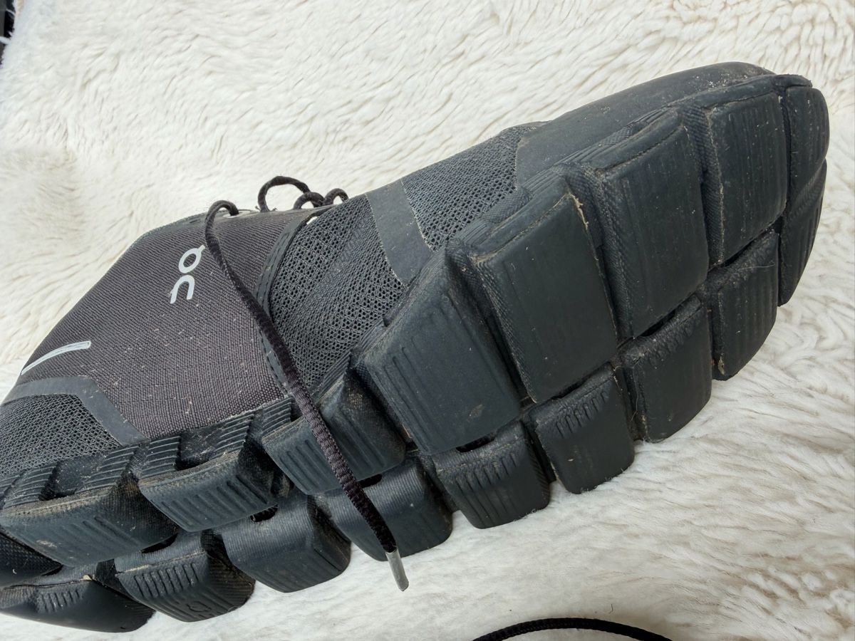 On Chaussures hommes: On schuhe 43 – D'occasion à St.Gallen par bubo2008 7