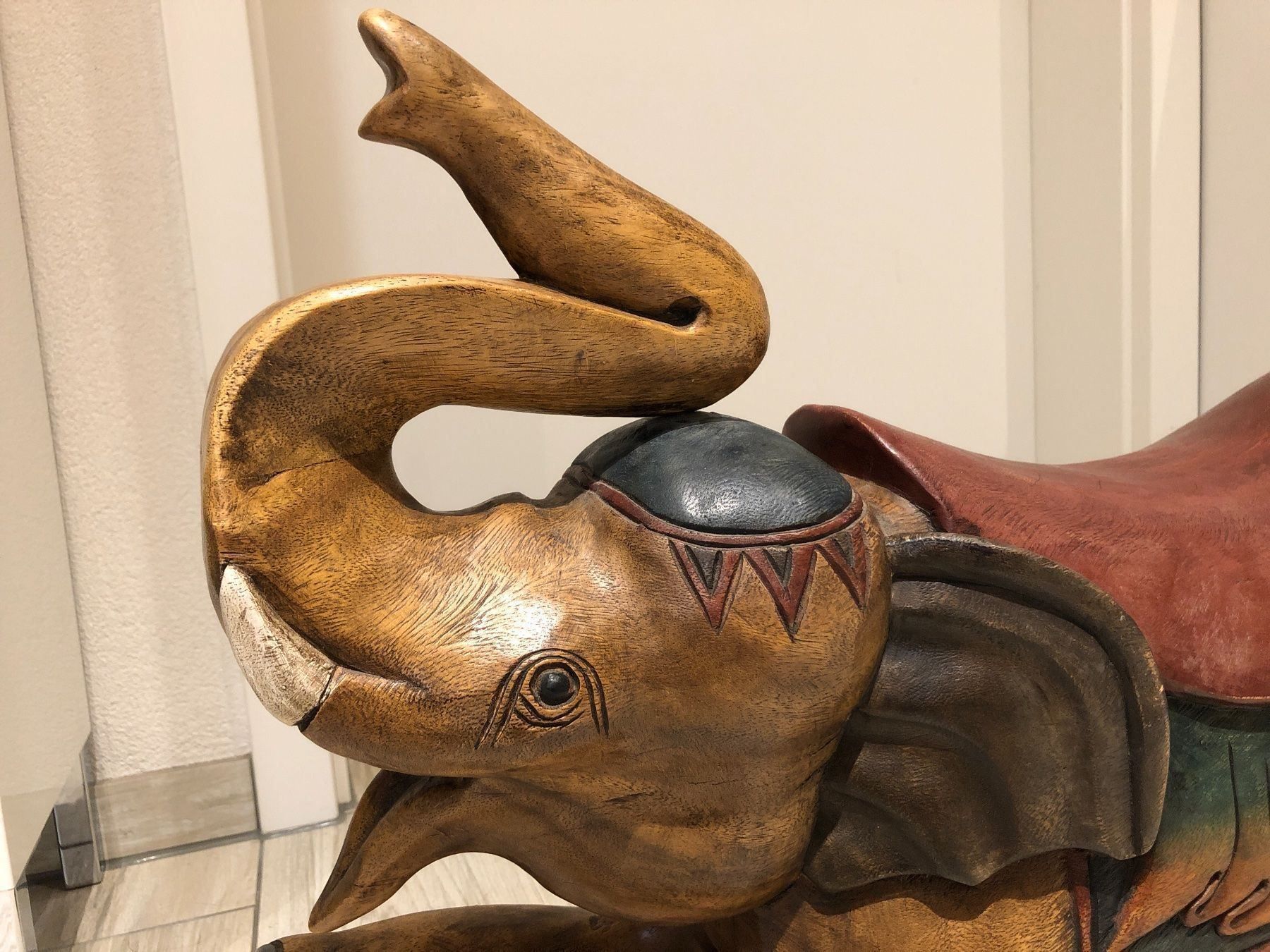 Sculture & Statue: Elefant wunderschön und massiv – Usato da Gelterkinden venduto da Familienferien 6