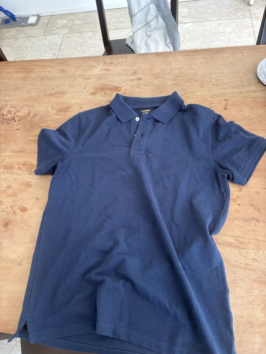 Magliette Polo: Essentials Poloshirt – Usato da Zürich venduto da Midaspavia
