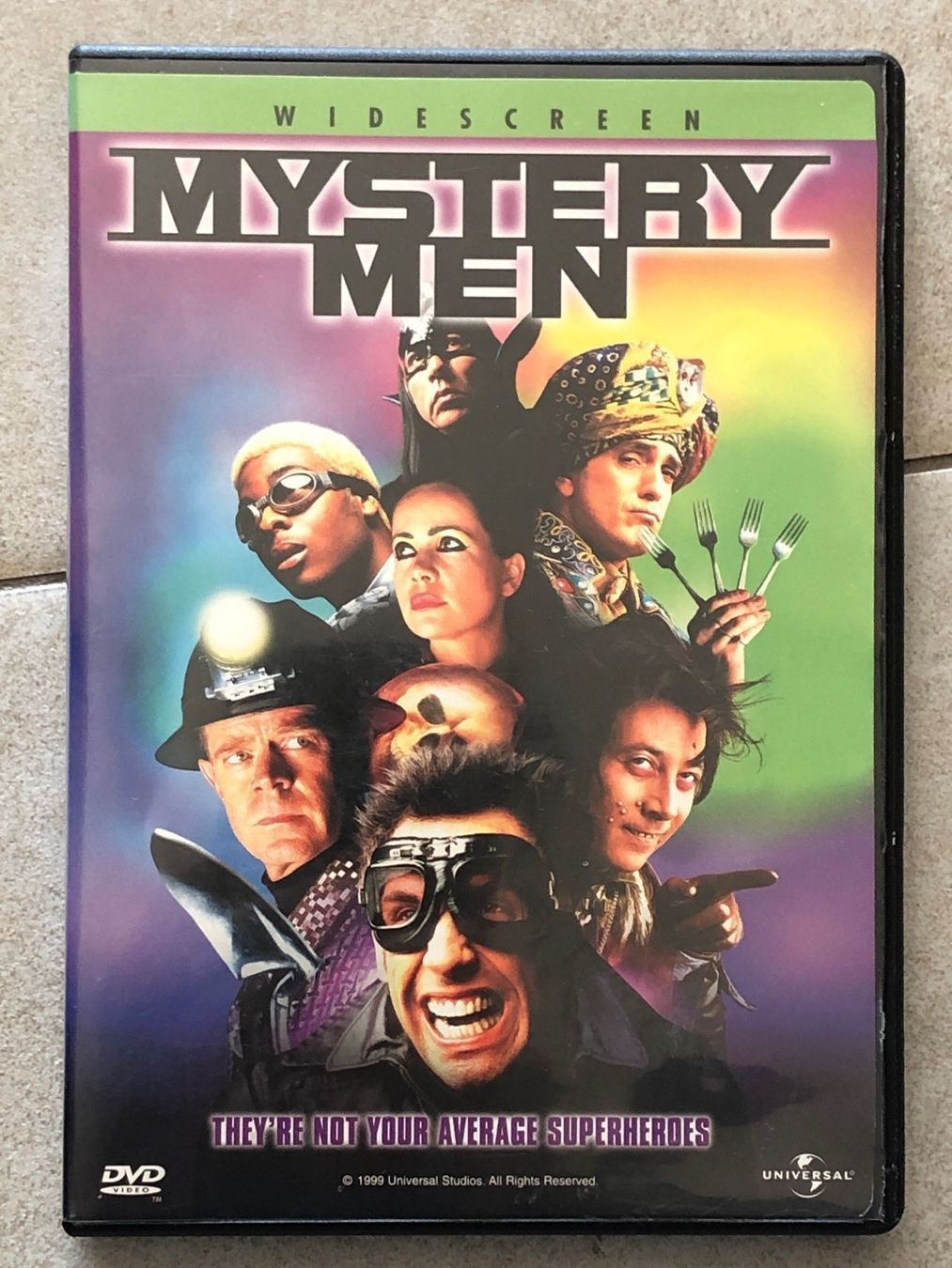 Tutti i DVDs: Mystery Men – Usato da La Magne venduto da materielavendre
