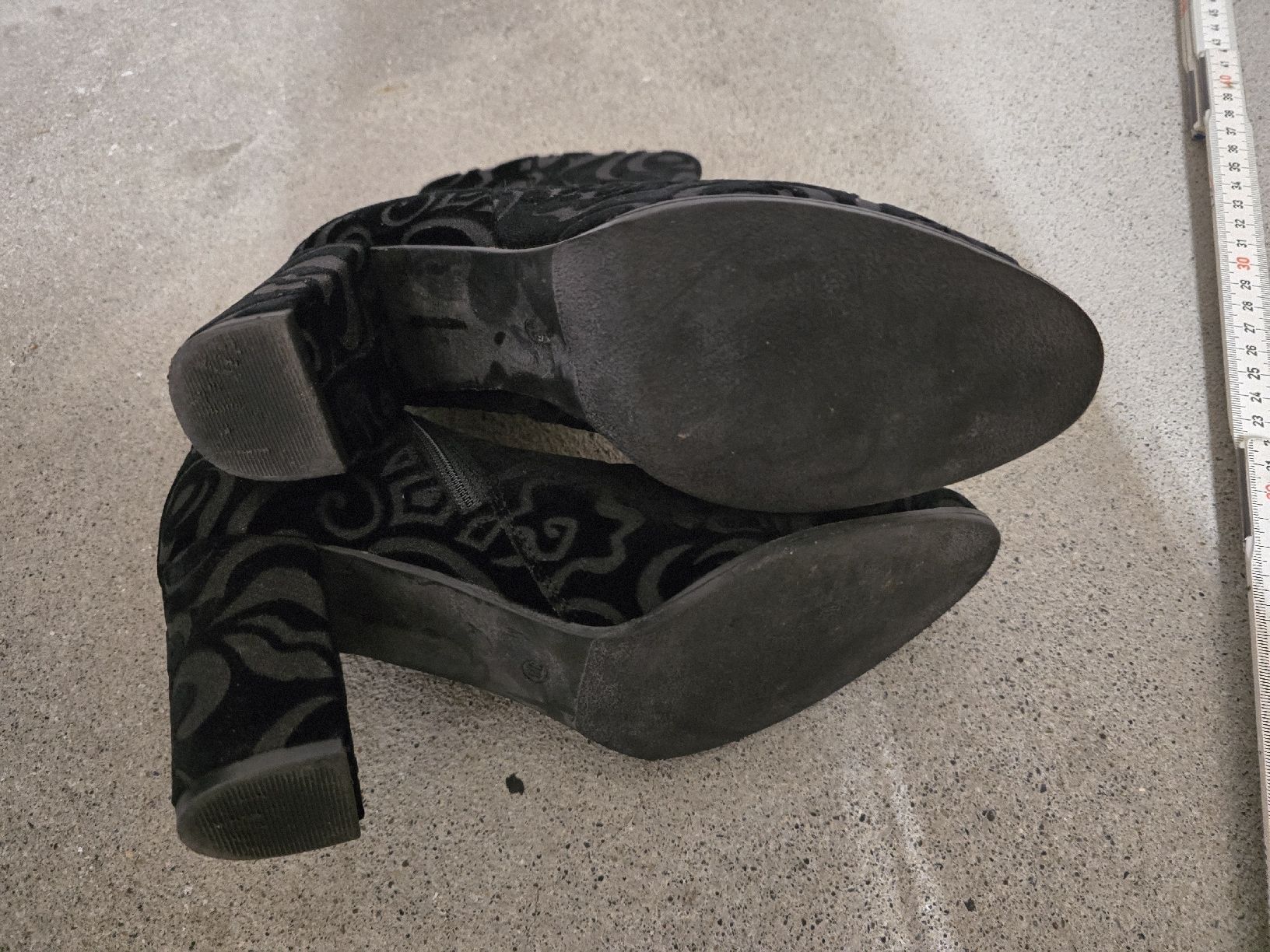 Damenschuhe: Schwarze Stiefeletten Gr. 38 mit Muster Blockabsatz – Gebraucht aus Laufenburg von may_r2st 4