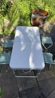 Camping Tisch mit 4 Hockern