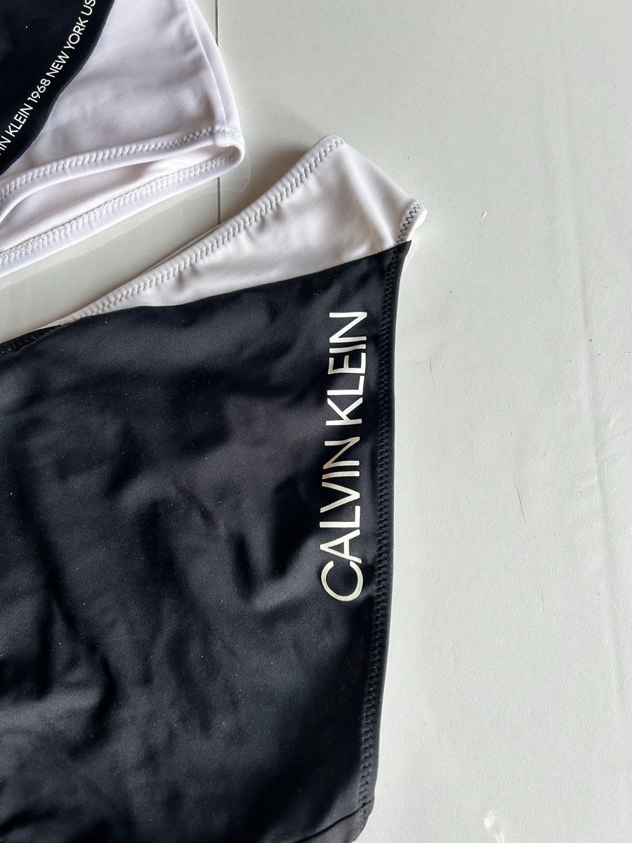Calvin Klein Costumi da bagno & Bikini: Maillot bain Calvin Klein taille XS – Nuovo (secondo la descrizione) da Monthey venduto da meganoe 2