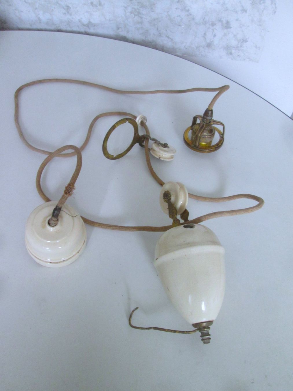 Lampadari & plafoniere: Antike Hängeleuchte aus Keramik – Usato da Sementina venduto da babucia