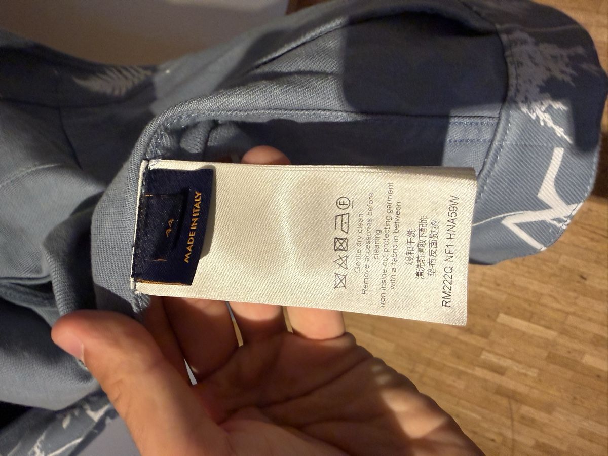 Louis Vuitton Jacken: Louis Vuitton LV Flowers Denim Jacket – Neu (gemäss Beschreibung) aus Genève von SG_73 2