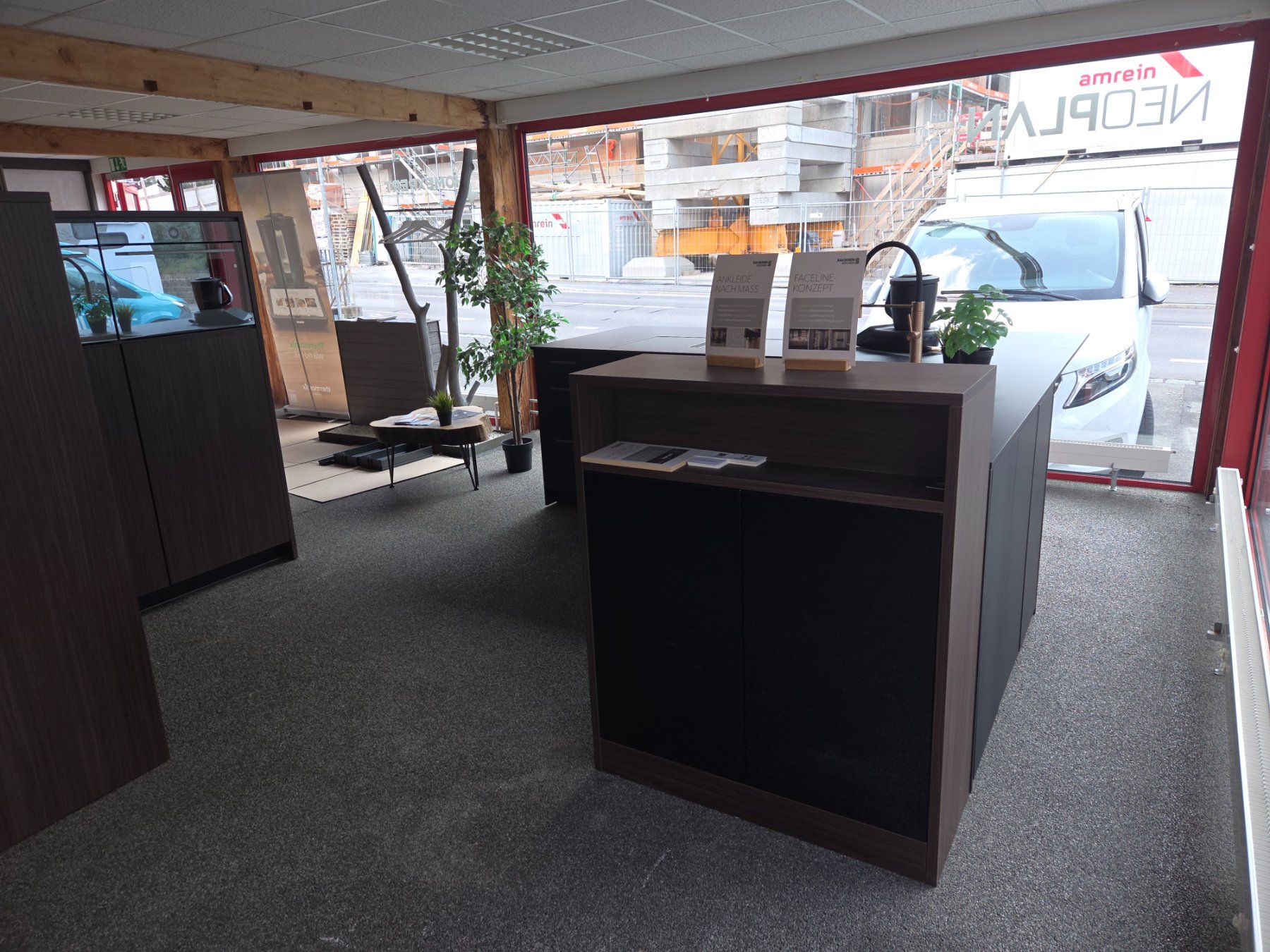 V-Zug Cucine complete: Ausstellungsküche – Usato da Bürglen UR venduto da rolfface 1